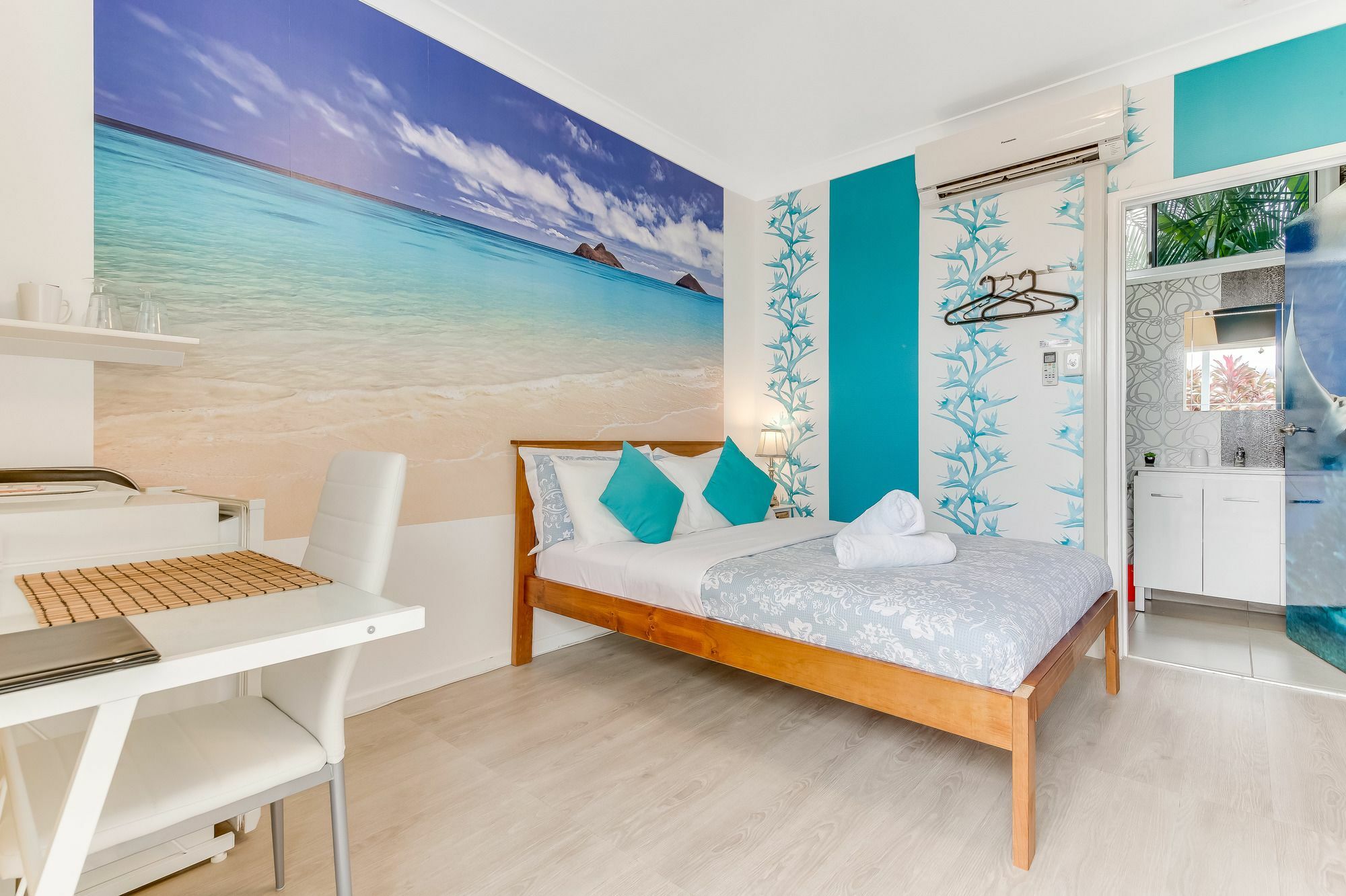 Coral Inn Boutique Resort Yeppoon Bagian luar foto